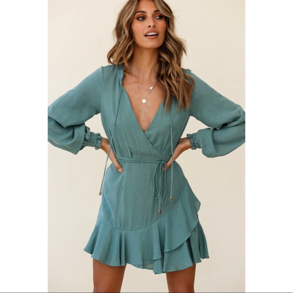 ✨NTW✨ Long Sleeve Dress